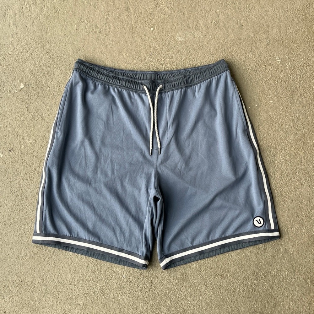 Vuori Mens Zone Basketball Training Shorts XXL Blue Charcoal Mesh Striped